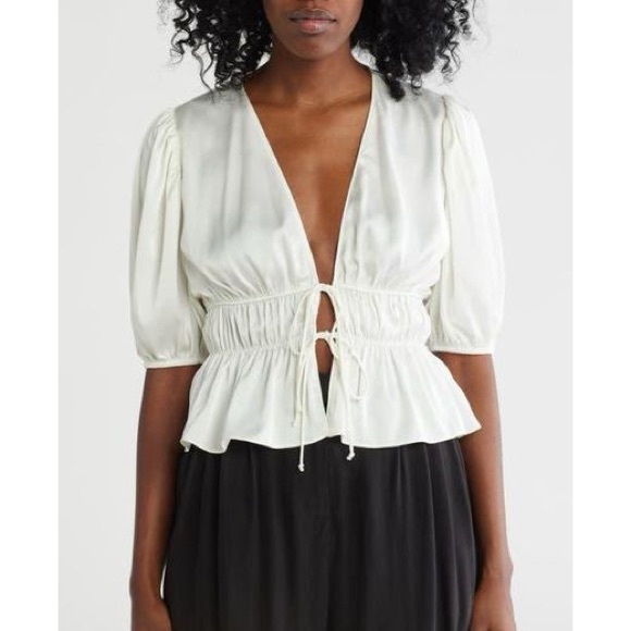 Wayf Tops - NWT WAYF Satin Tie Front Blouse, size: M